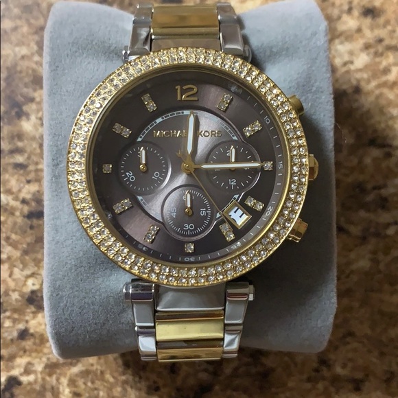 Michael Kors Watch - Picture 2 of 7